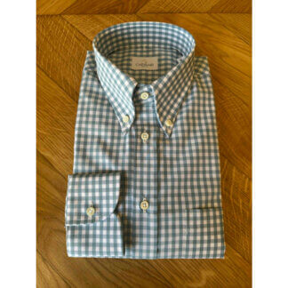 Davis 14 button-down collar